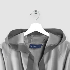 Accappatoio in Microfibra Antracite Grigio - Milano - Perfetto per Sport e Viaggi