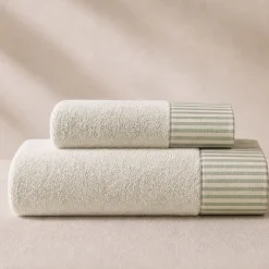 Coppia Asciugamani 1+1 panna con bordo a righe verdi stile Shabby