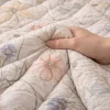 Copriletto Matrimoniale 260x270: Atmosfera Floreale e Relax lino