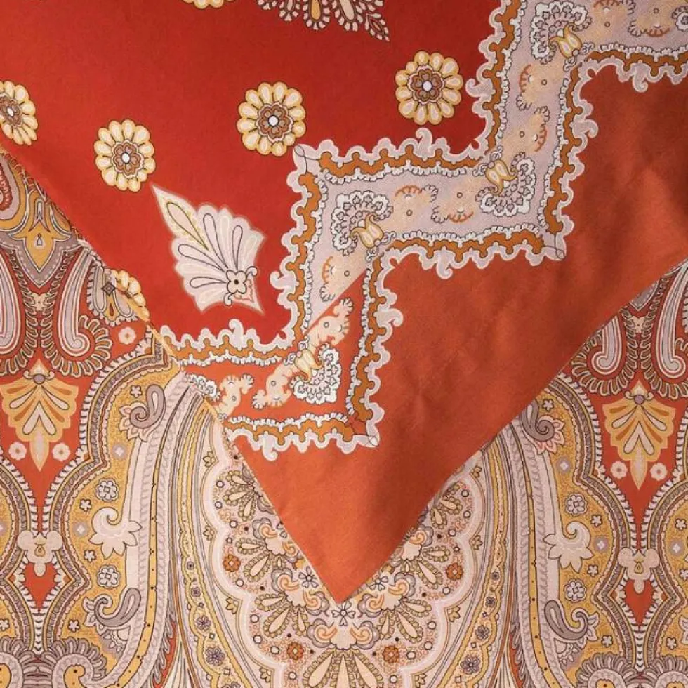 Lenzuola Matrimoniali Bassetti Granfoulard Isolabella in Raso R1 rosso