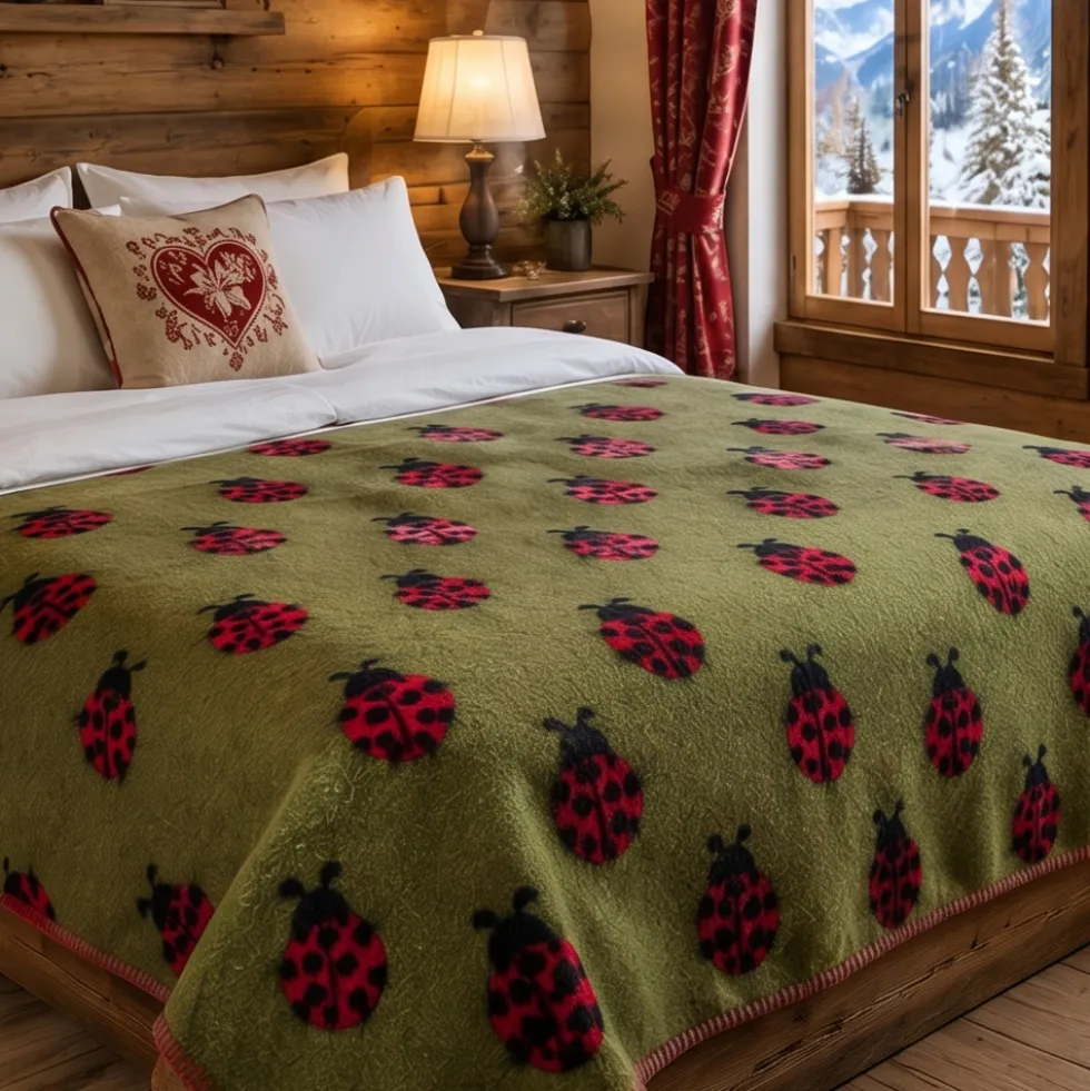 Morbido Plaid 150x170 Lana Cotta Fondo verde e Coccinelle rosse